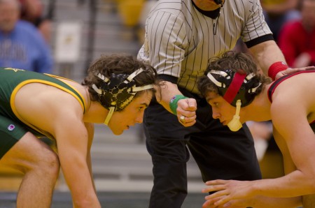 Despite Best Efforts, Wrestlers End Season with 6-16 Record